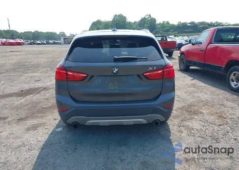 2016 BMW X1 xDrive28I z USA, uszkodzony, nr VIN WBXHT3C36GP885133